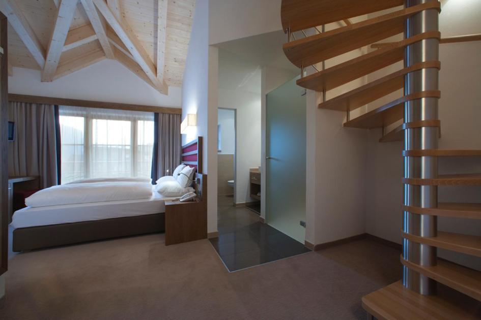 Hotel La Fradora - Dolomites Hotel San Cassiano  Bilik gambar