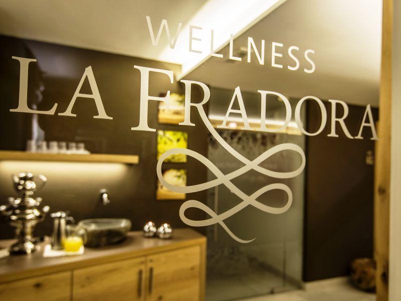 Hotel La Fradora - Dolomites Hotel San Cassiano  Luaran gambar