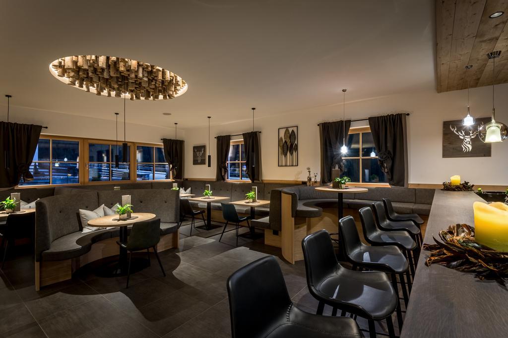 Hotel La Fradora - Dolomites Hotel San Cassiano  Luaran gambar