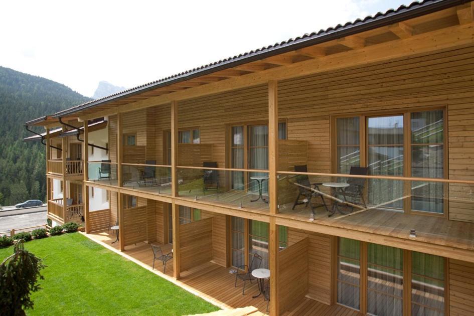 Hotel La Fradora - Dolomites Hotel San Cassiano  Luaran gambar